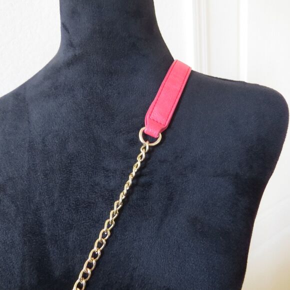 Forever 21  Faux Leather Crossbody Bag with Gold Chain  Red  EUC - Picture 11 of 11